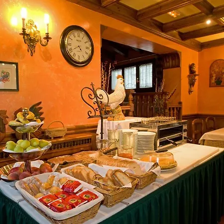 Hotel Avenida *